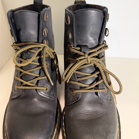 Vintage Dr Martin Black Leather Boots - Picture 9 of 9